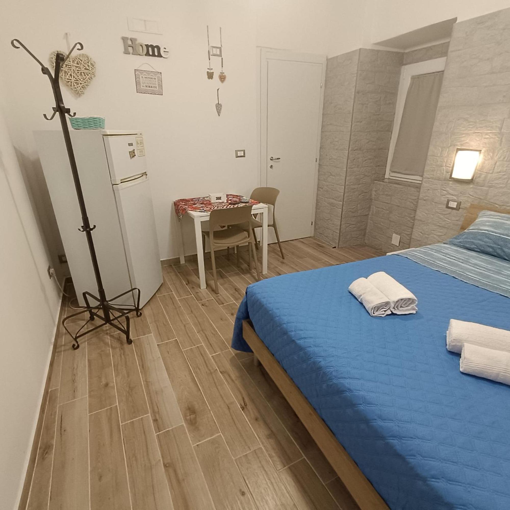 Casa Alla Stazione Palermo Esterno foto